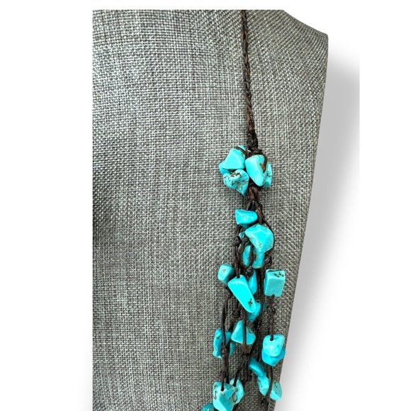 Turquoise Chip Dyed Howlite Blossom Flower Necklace Leather Cord 22” - Picture 10 of 11